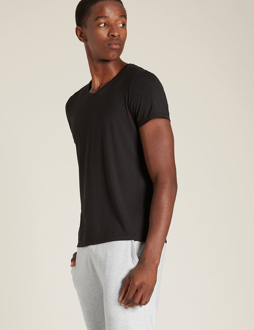 mens-v-neck-t-shirt-black