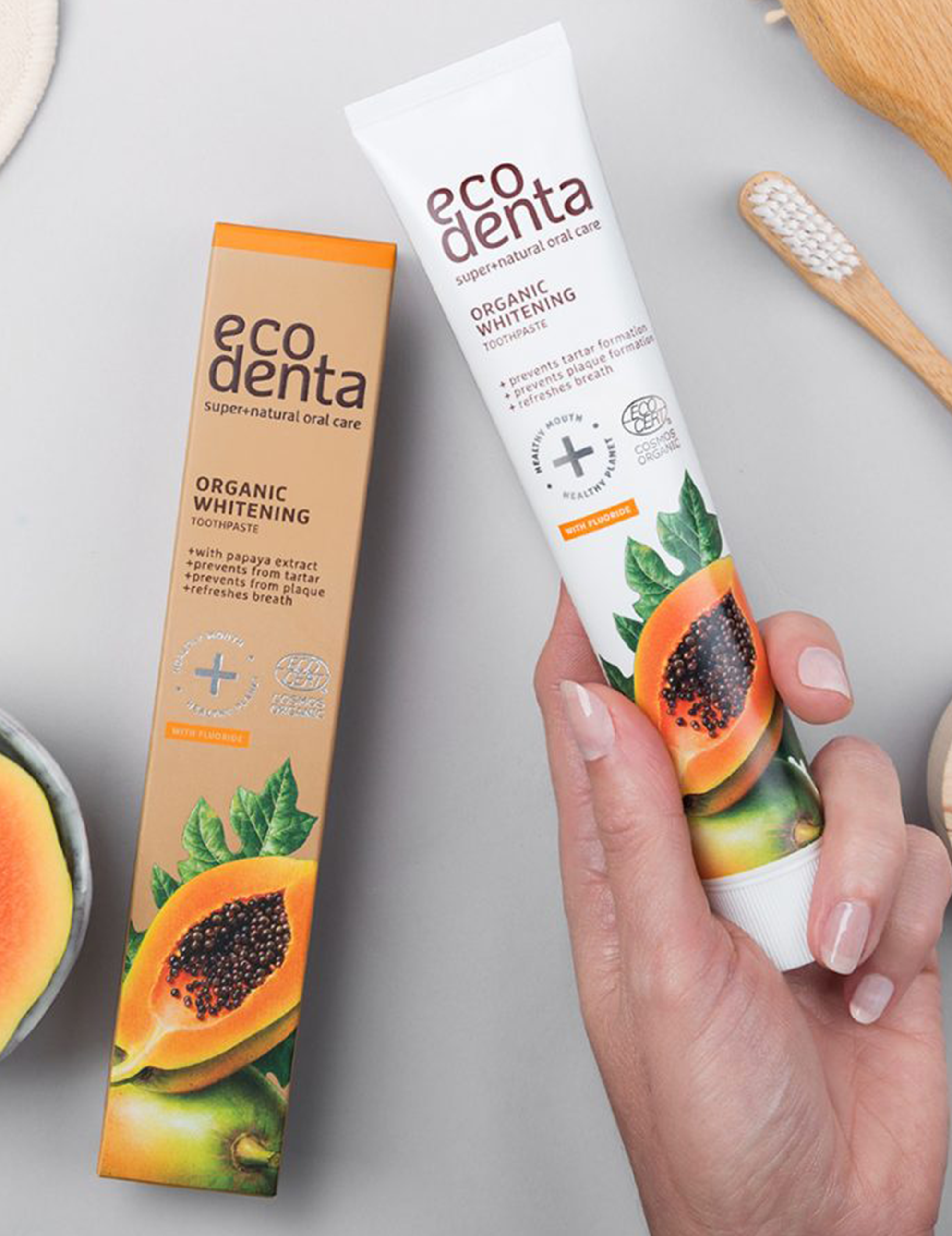 Organic Whitening Toothpaste with Papaya Extract