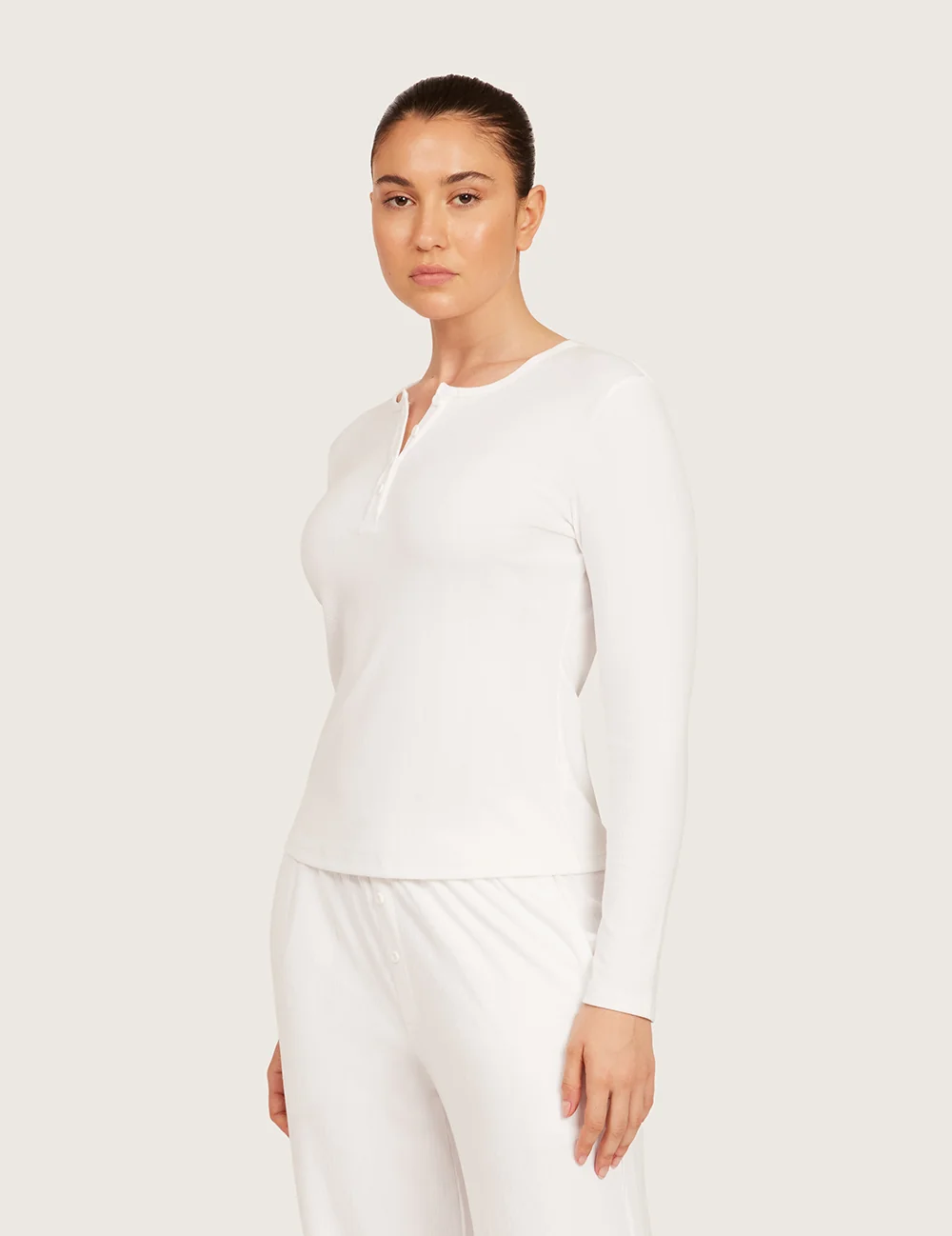 AiraRib™ langærmet Henley-top – Chalk White – billede 4
