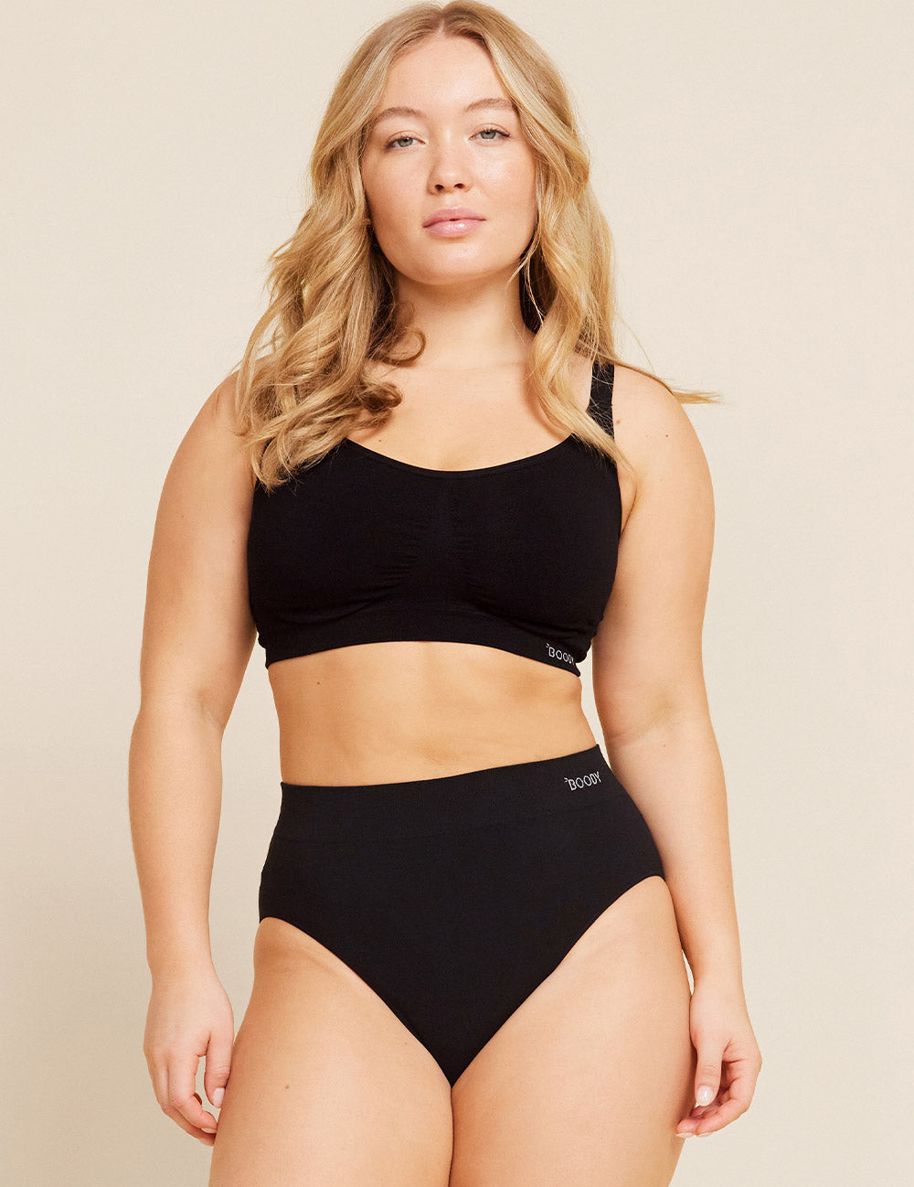full-bust-wireless-bra-black