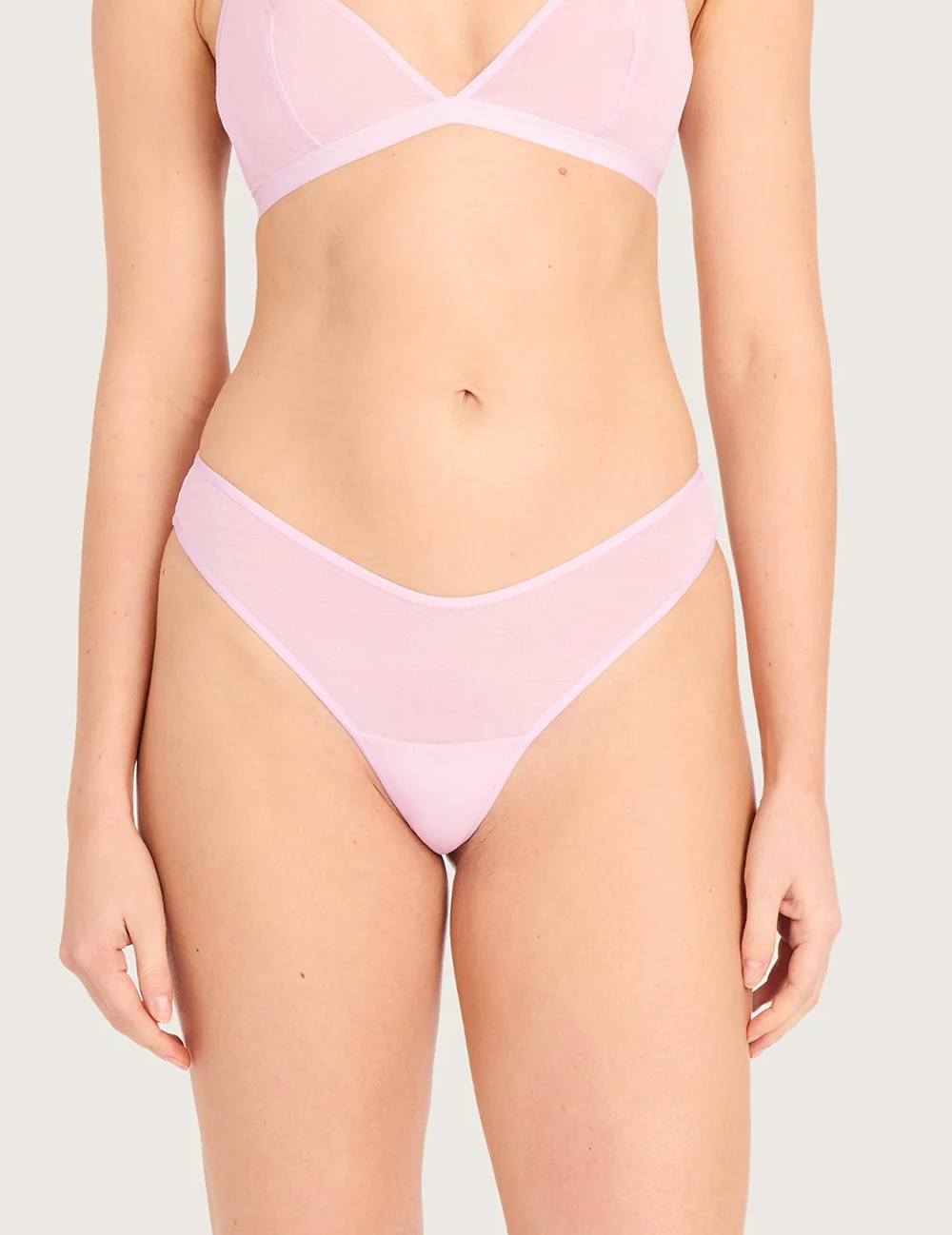 Boody FreeMesh® G-streng i Pink Sorbet – forfra på model