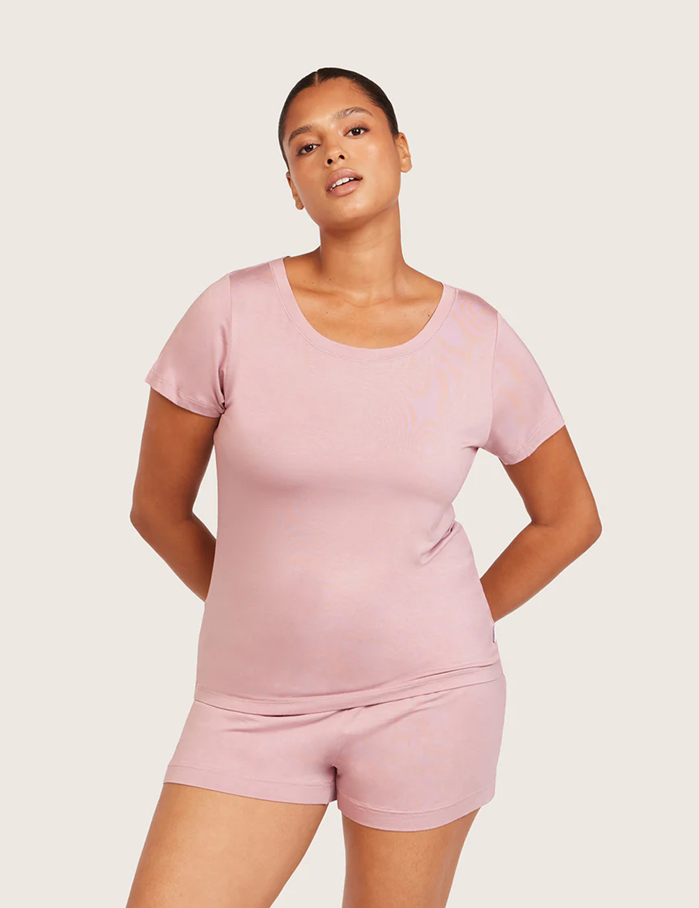 Boody Goodnight nattøj T-shirt i Lilac – forfra på anden model