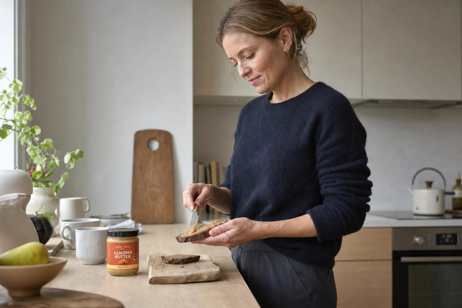 Guru Snack mandelcreme som en enkel del af morgenmaden
